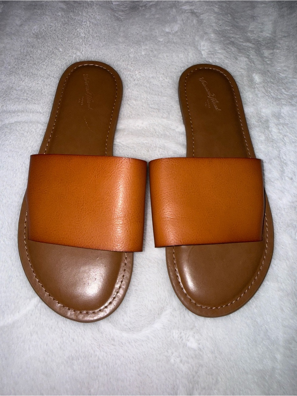 Universal Thread Women's Slide Sandals in Tan and Brown